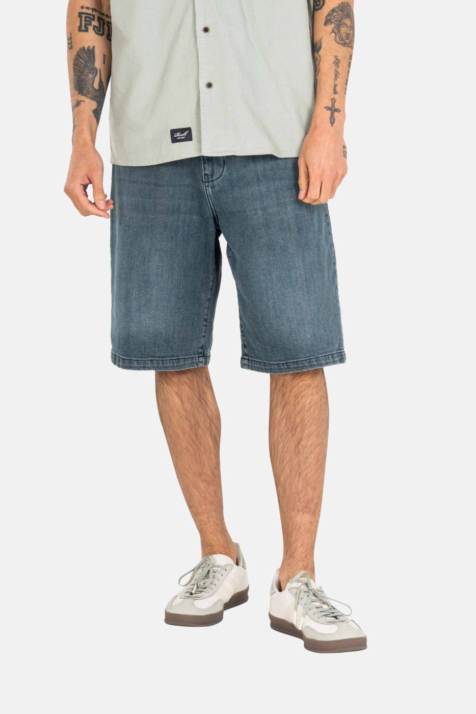 REELL Solid Mystic Shorts Hellblau