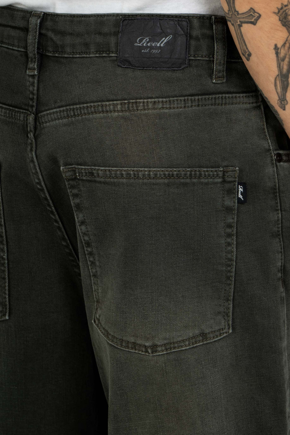 REELL Baggy Dirty Green