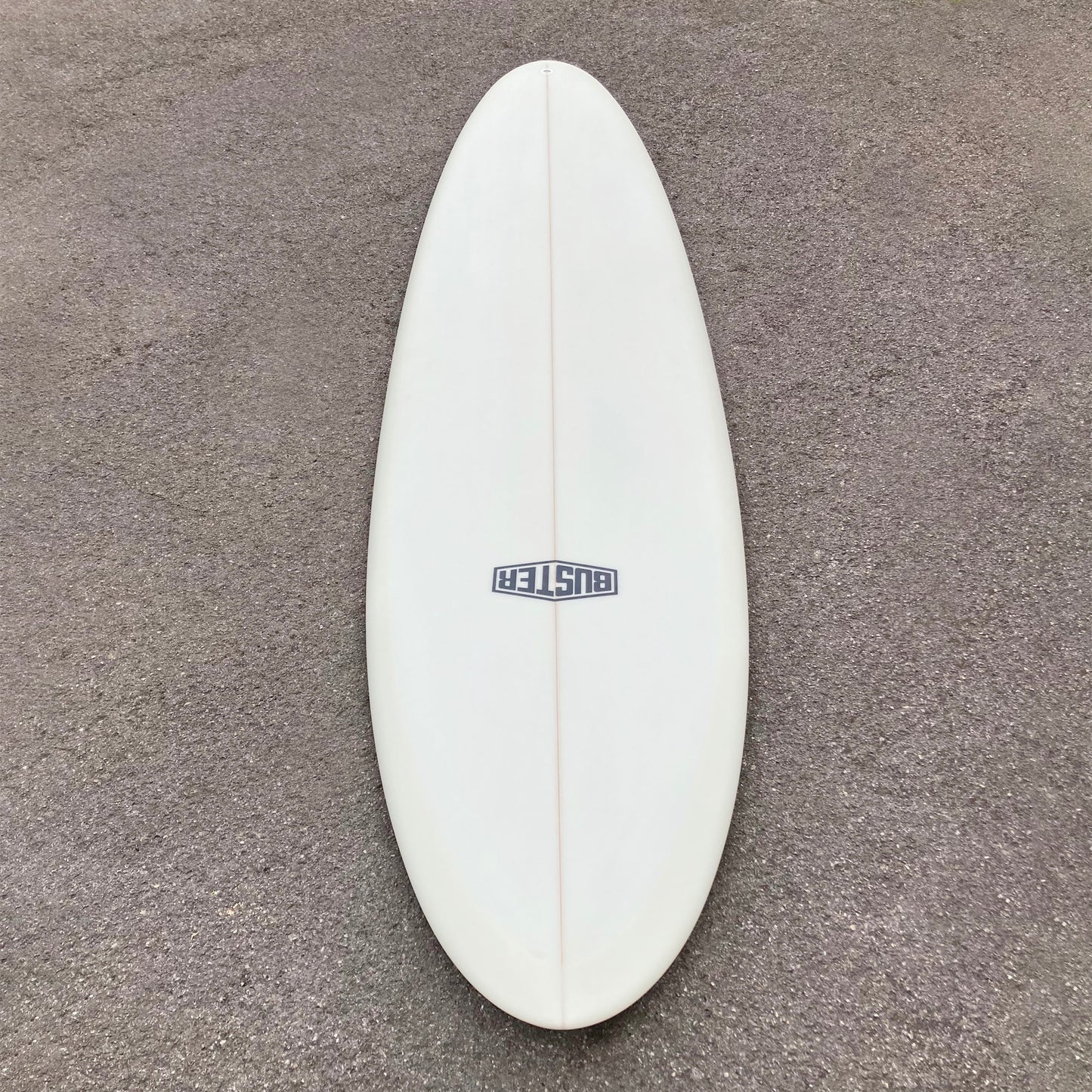 Buster Mid Twin 7'0 Surfbrett