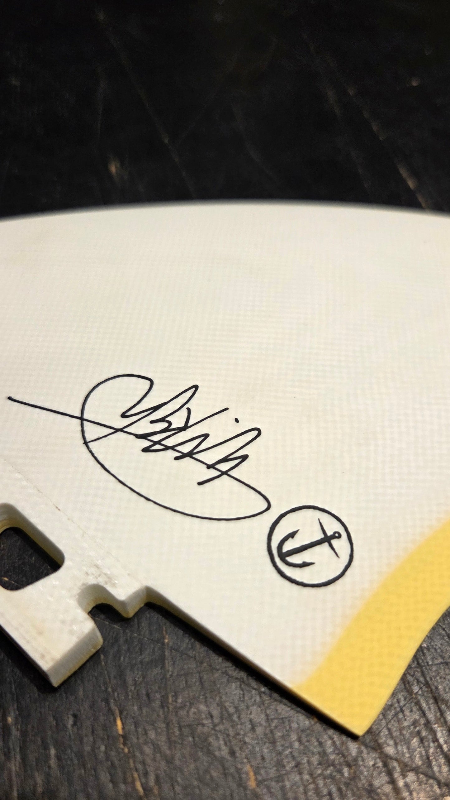 Captain Fin Mikey Februar Keel Futures