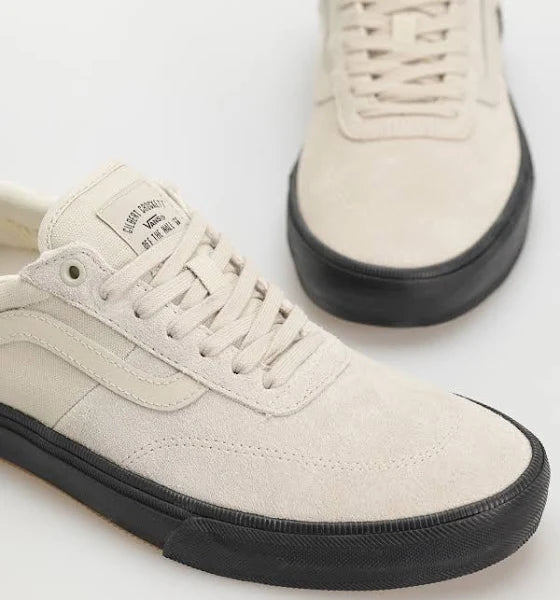 Skate Gilbert Crockett