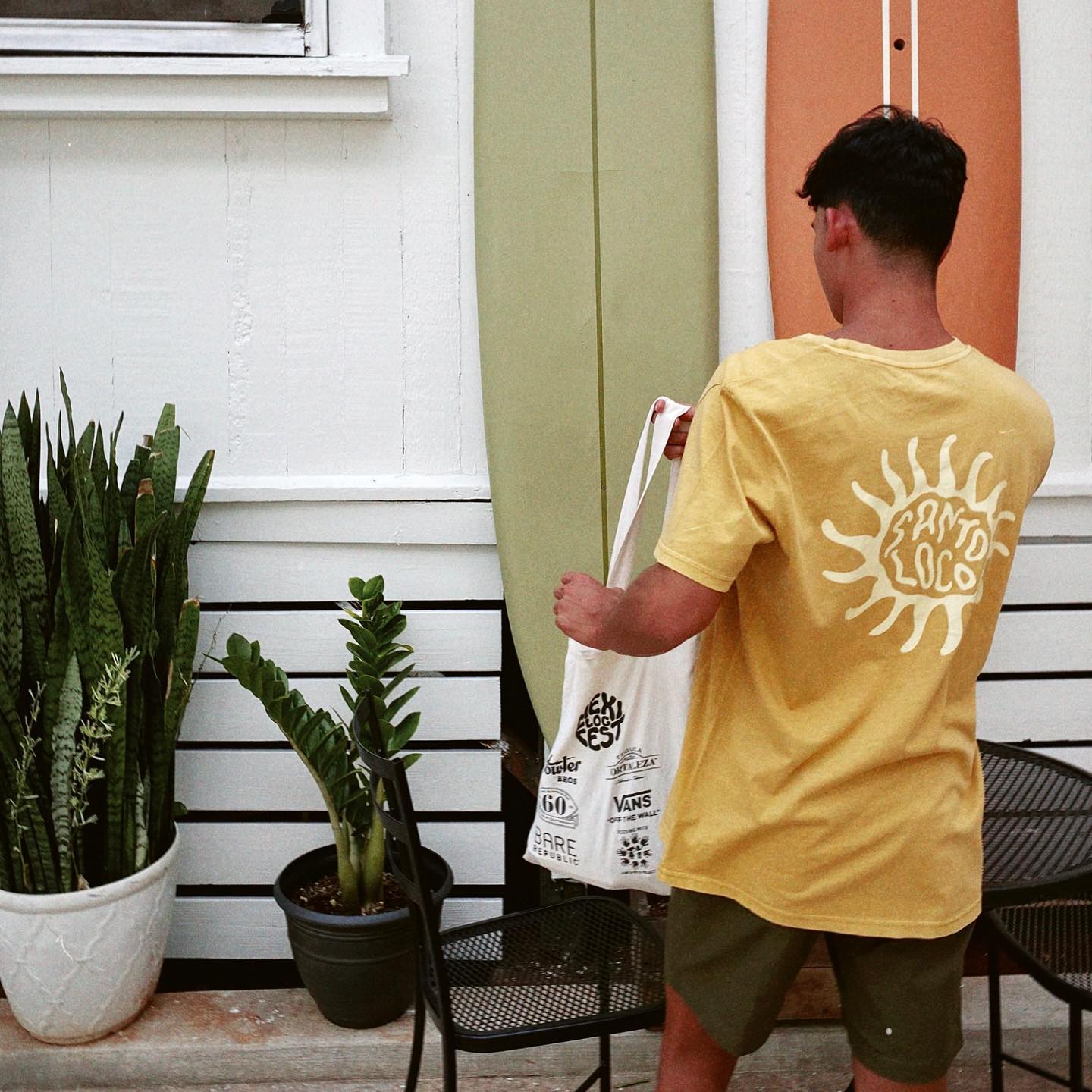 APPAREL. – SantoLoco