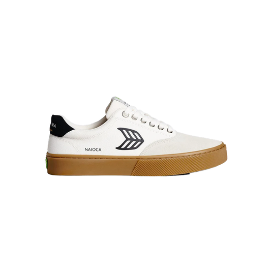 Cariuma Naioca Off-White Vintage Gum Black Schuhe