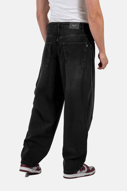 REELL Baggy Black Wash