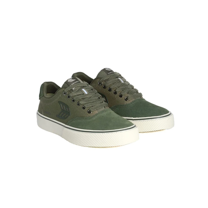 Cariuma Naioca Pro Bronze Green Suede Deep Liche Schuhe
