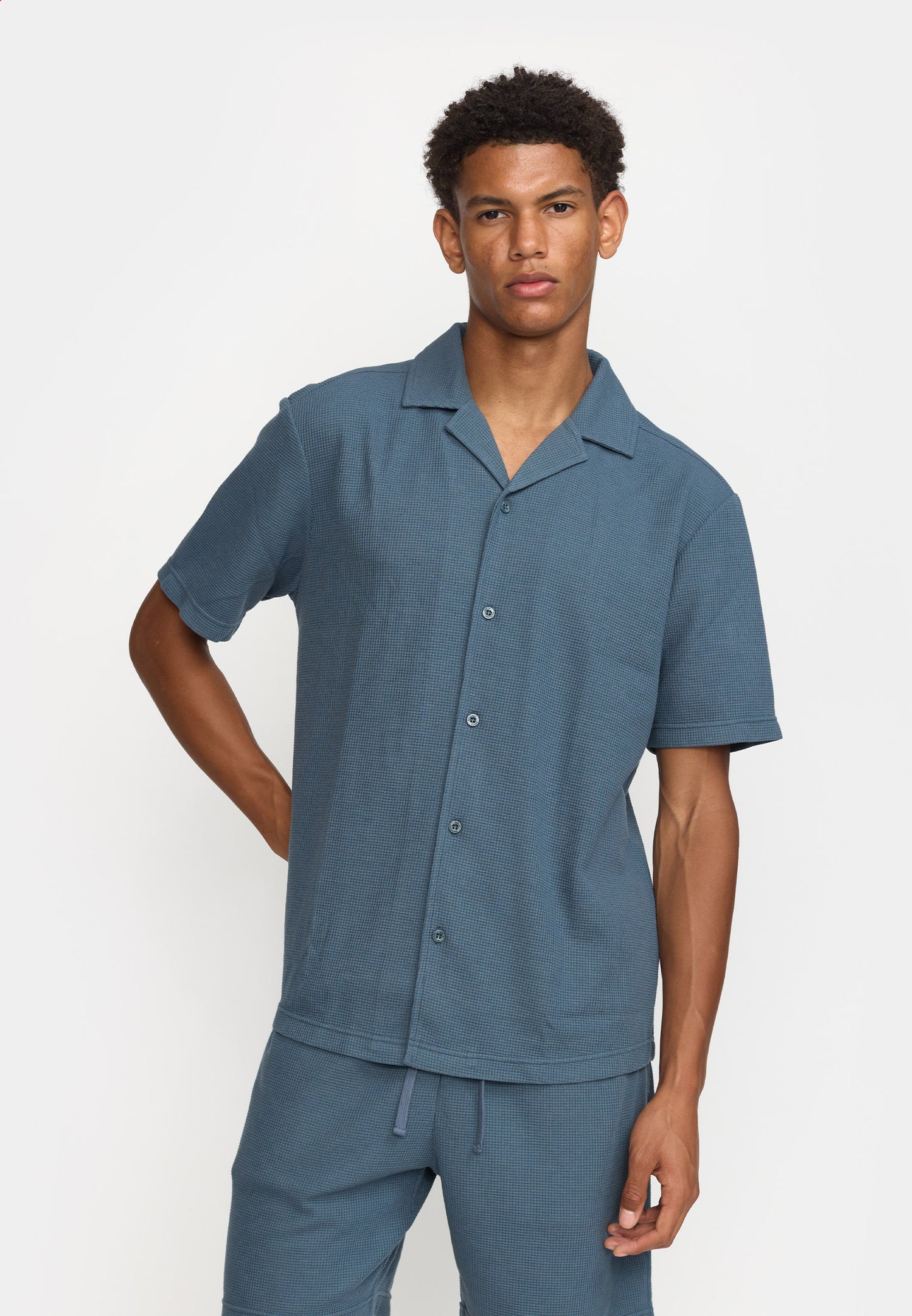 Revolution Short-sleeved Cuban Shirt Blue