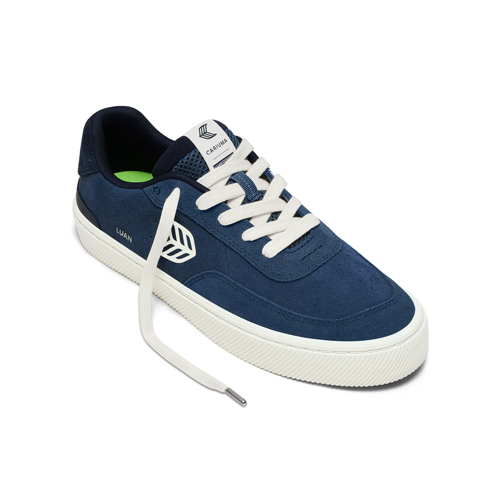 Cariuma Luan Pro Shadow Blue Suede Ivory Logo Schuhe