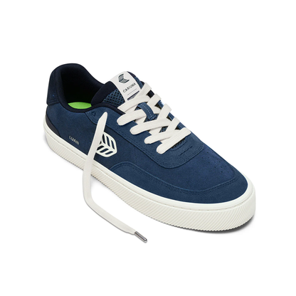 Cariuma Luan Pro Shadow Blue Suede Ivory Logo Schuhe