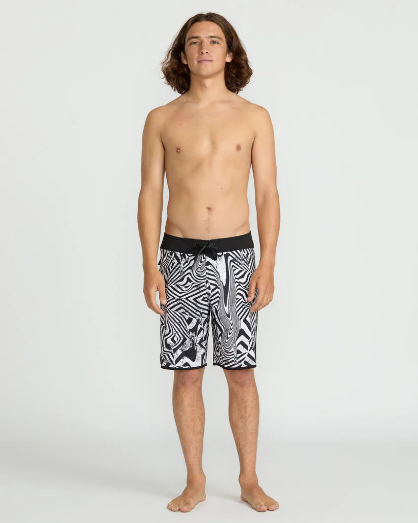 Volcom Infuse Scallop Mod 19" Boardshorts