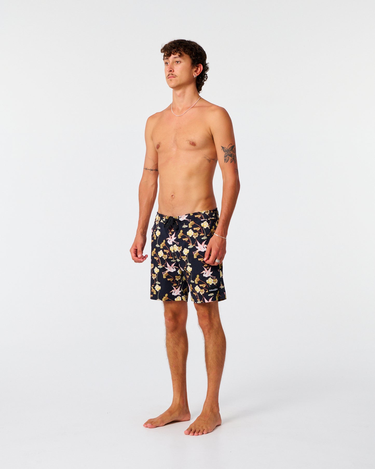 TCSS Lilypad 17 Trunk Vintage Black