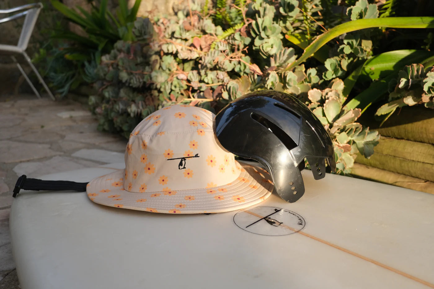 Nicawana Lombok Surf Helmet SPF50+