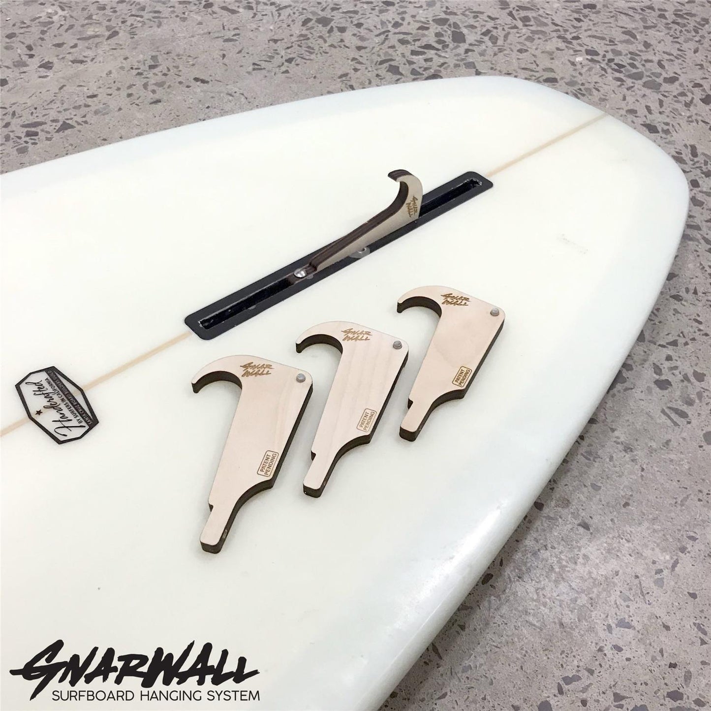 Gnarwall Surfboard Wandhalterung Futures