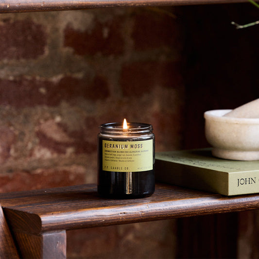 PF Candle Co. Geranienmoos-Sojakerze